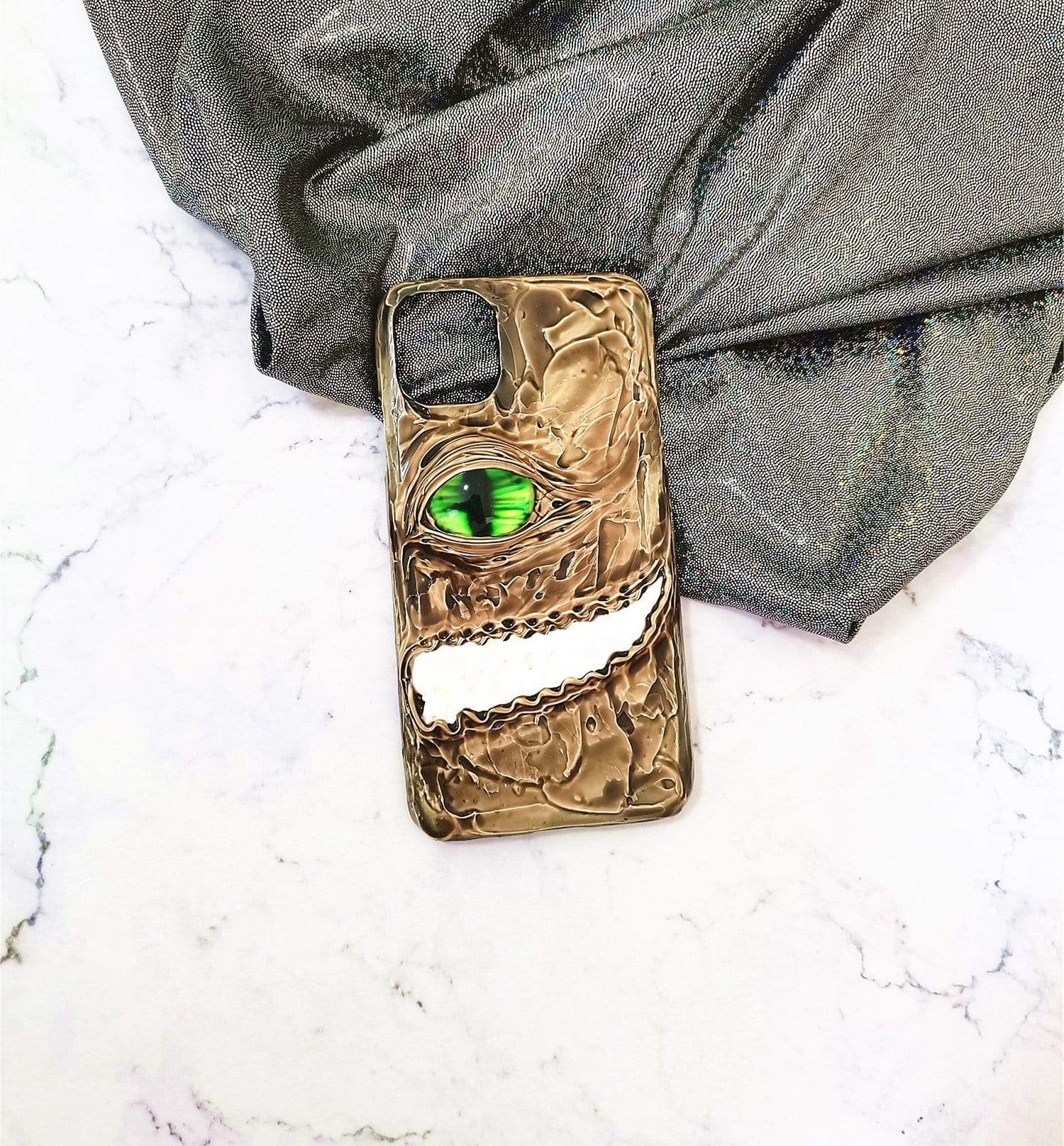 Smiling Cat Handmade Designer iPhone Case For All iPhone Models - techypopcom