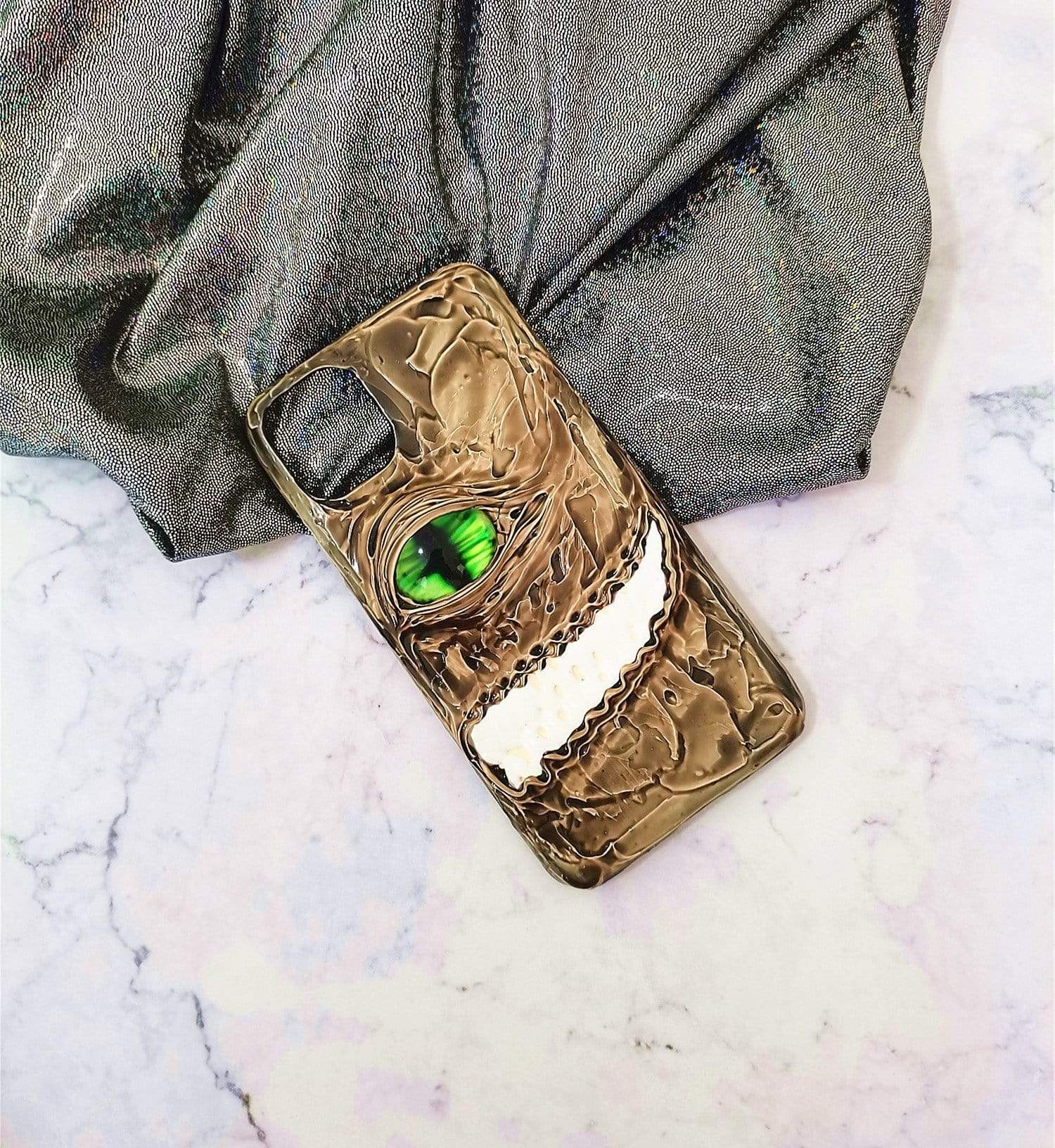 Smiling Cat Handmade Designer iPhone Case For All iPhone Models - techypopcom