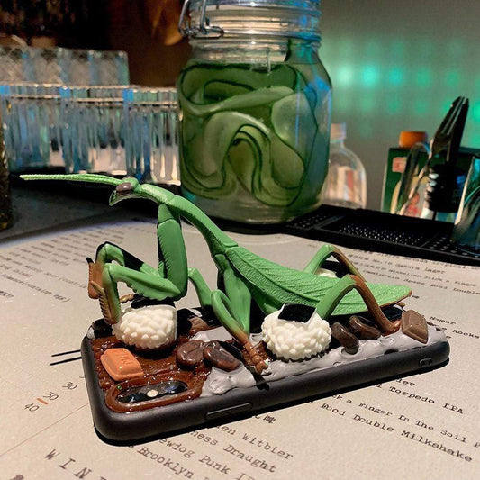The Green Mantis Handmade Designer iPhone Case For iPhone 12 SE 11 Pro Max X XS Max XR 7 8 Plus - techypopcom